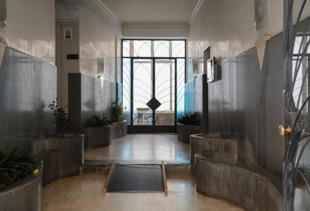Residenza Margherita - Centralissima サレルノ エクステリア 写真